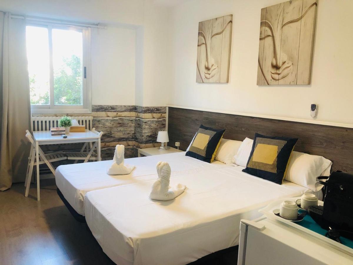 Valencia Suits You - ADULTS ONLY Rooms CHECK IN desde las 14 00h Exterior foto