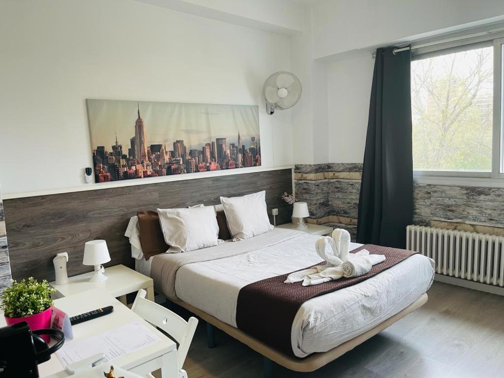 Valencia Suits You - ADULTS ONLY Rooms CHECK IN desde las 14 00h Exterior foto