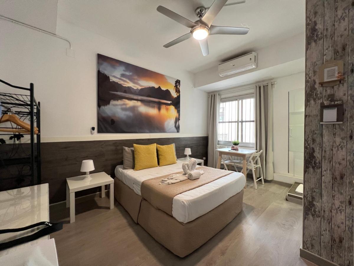 Valencia Suits You - ADULTS ONLY Rooms CHECK IN desde las 14 00h Exterior foto