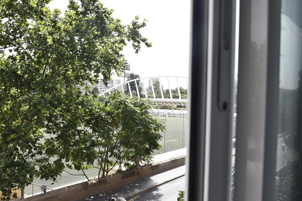 Valencia Suits You - ADULTS ONLY Rooms CHECK IN desde las 14 00h Exterior foto