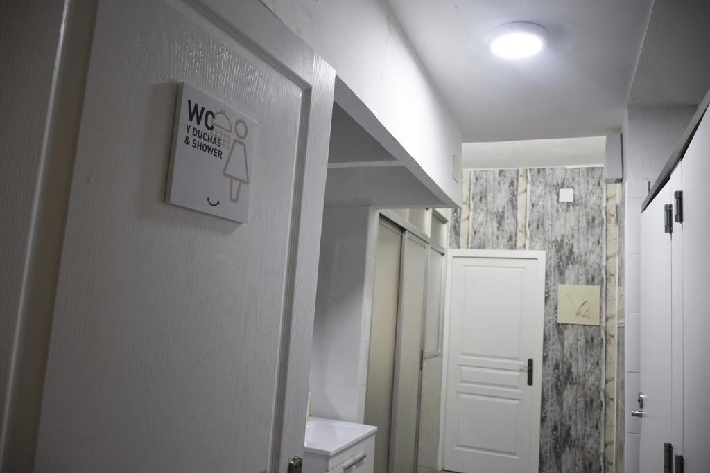 Valencia Suits You - ADULTS ONLY Rooms CHECK IN desde las 14 00h Exterior foto