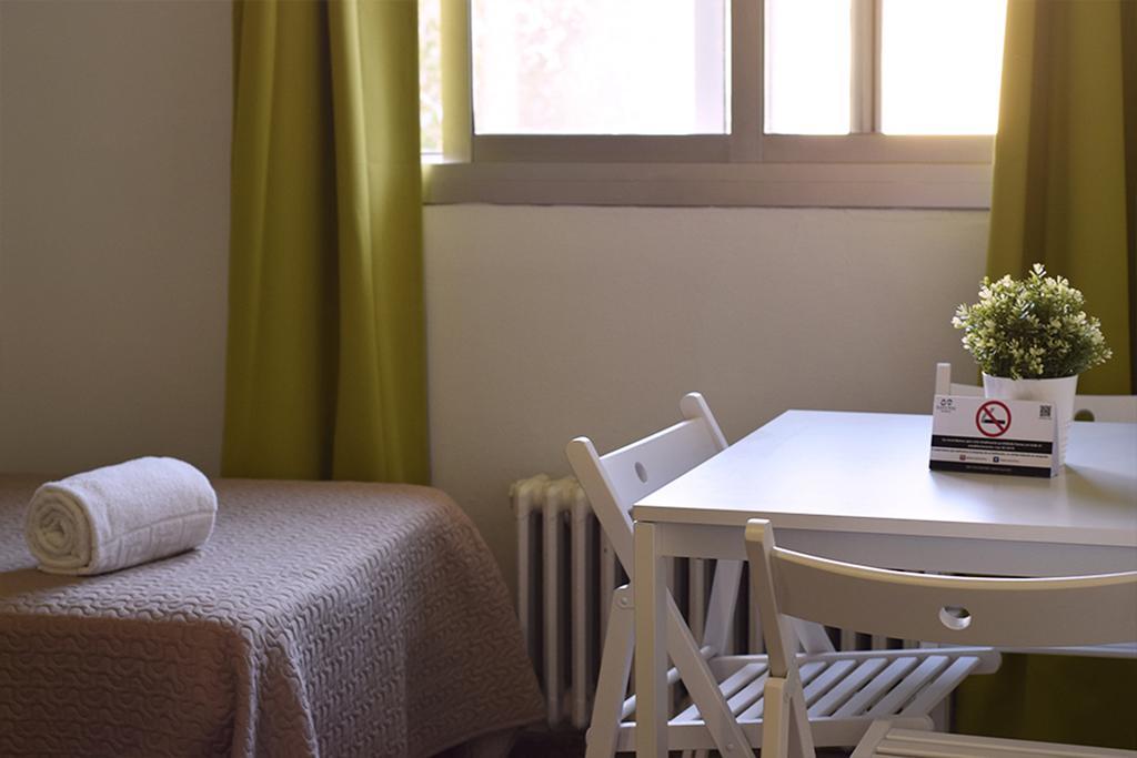 Valencia Suits You - ADULTS ONLY Rooms CHECK IN desde las 14 00h Exterior foto