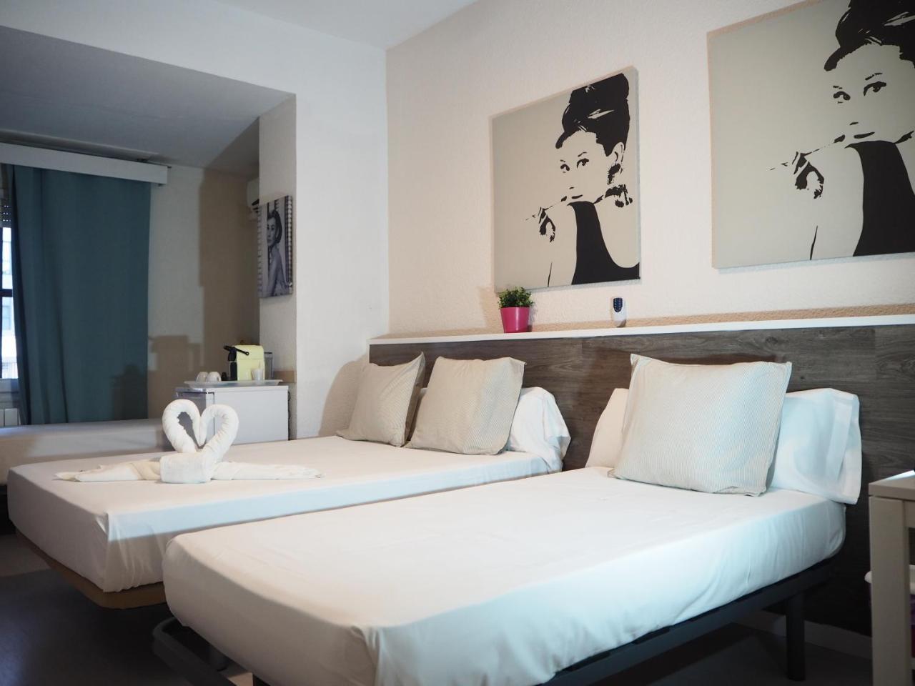 Valencia Suits You - ADULTS ONLY Rooms CHECK IN desde las 14 00h Exterior foto