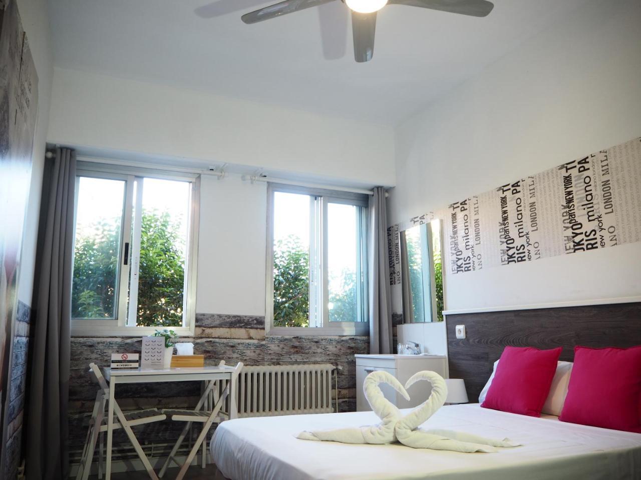 Valencia Suits You - ADULTS ONLY Rooms CHECK IN desde las 14 00h Exterior foto