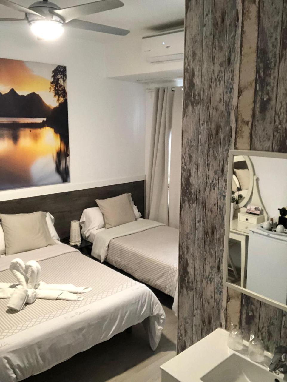 Valencia Suits You - ADULTS ONLY Rooms CHECK IN desde las 14 00h Exterior foto