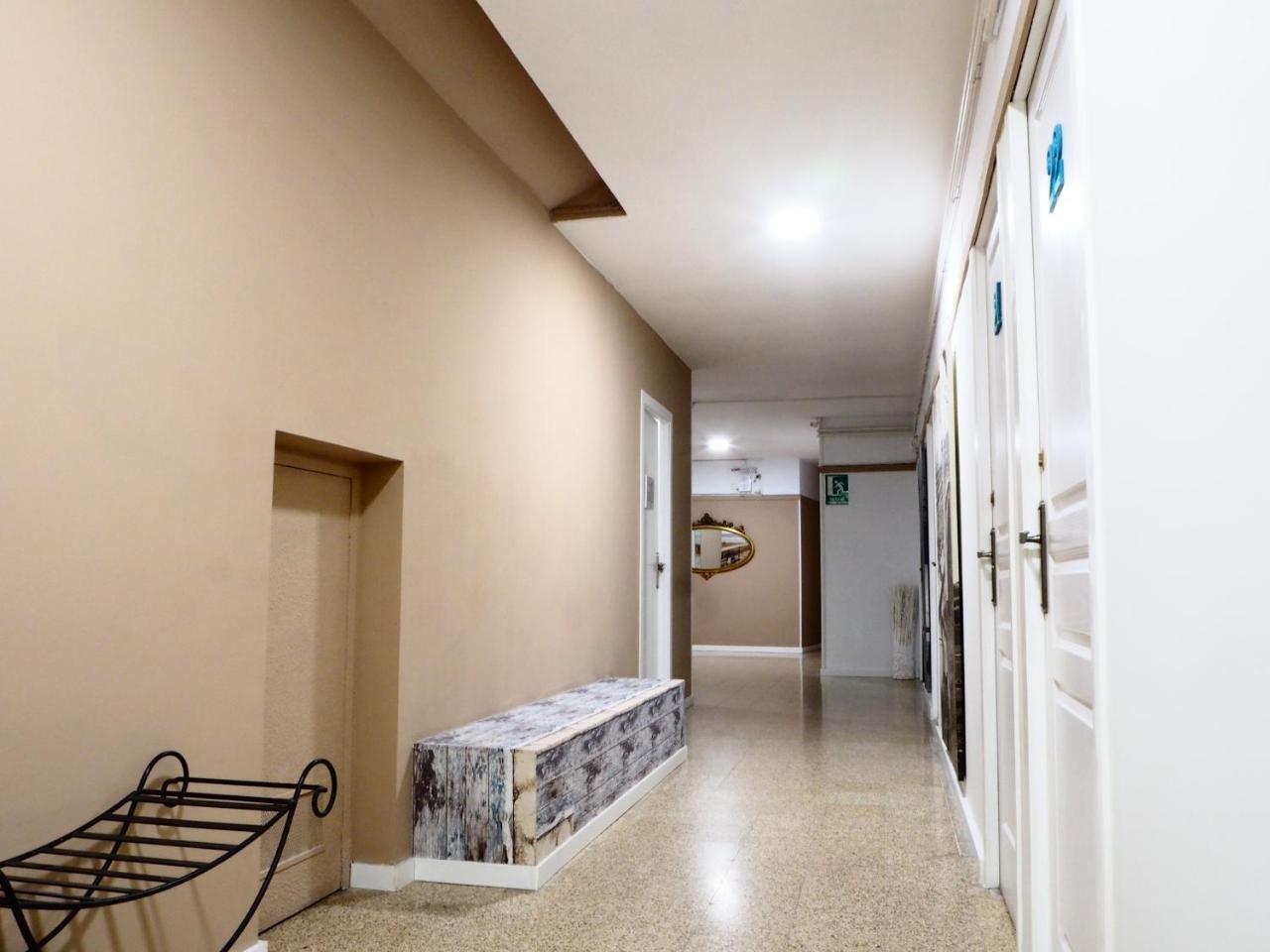 Valencia Suits You - ADULTS ONLY Rooms CHECK IN desde las 14 00h Exterior foto