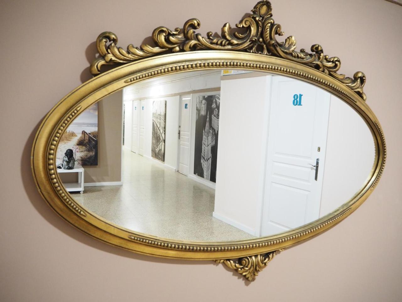 Valencia Suits You - ADULTS ONLY Rooms CHECK IN desde las 14 00h Exterior foto